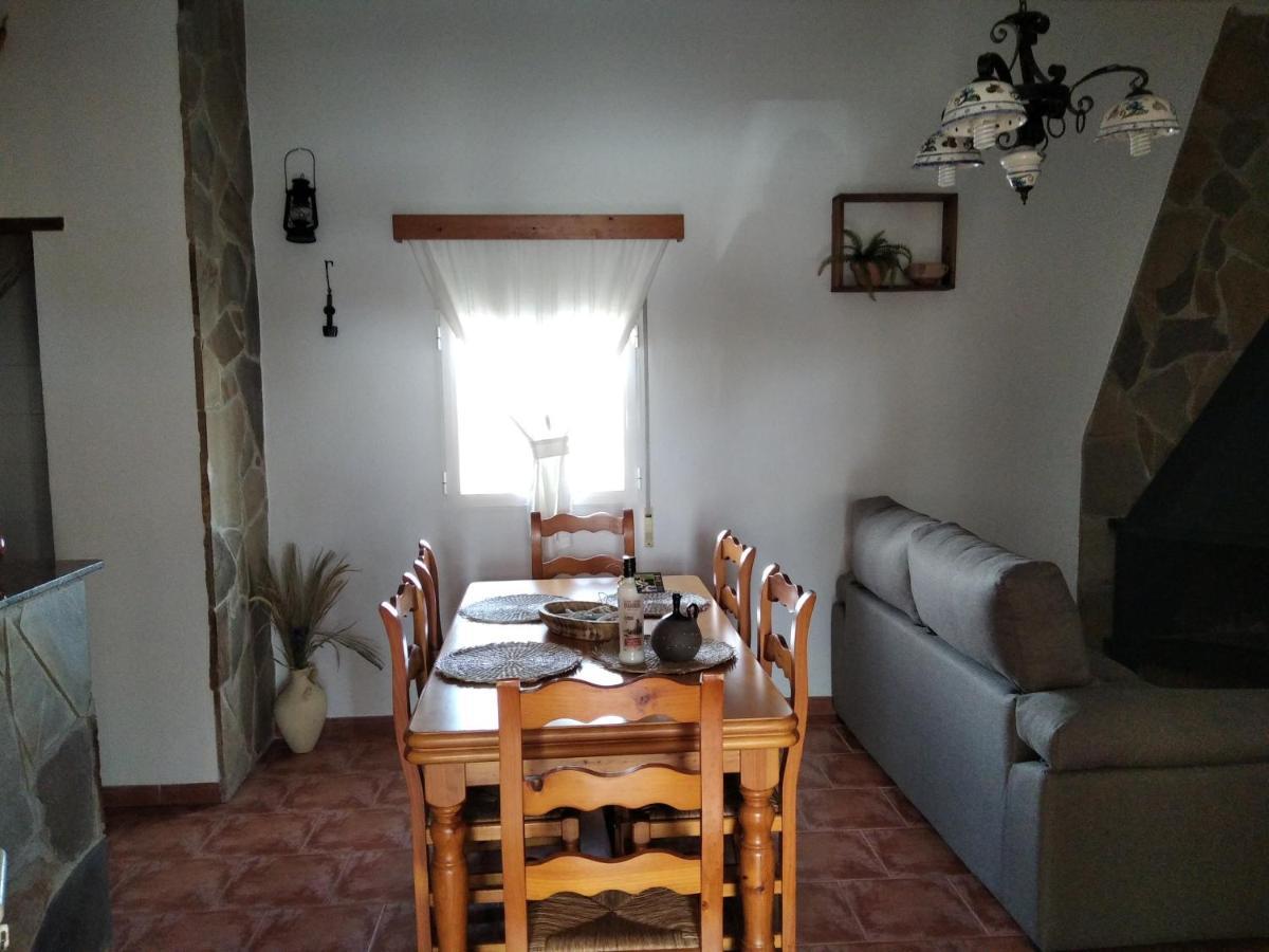 Caseta Del Chato Deltebre Eksteriør billede
